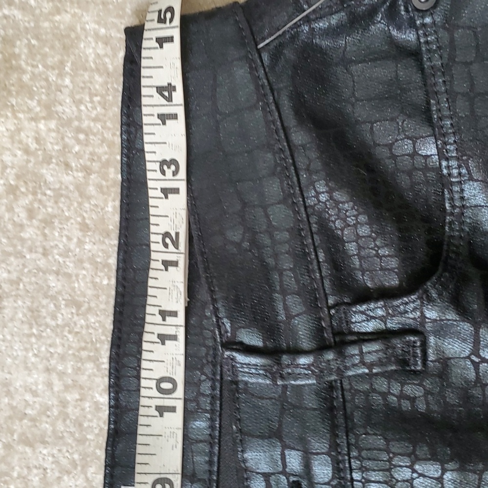 Frame woman's  black croc print  stretch ankle crop pants size 28 - Picture 6 of 13